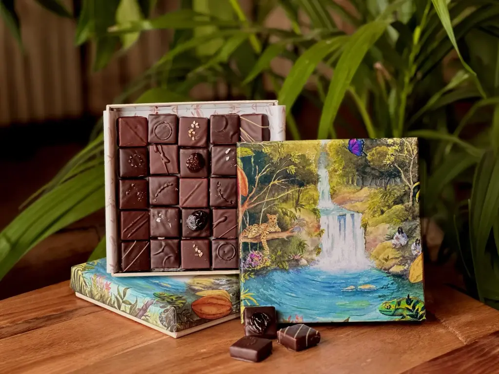 Boîte Small - Assortiment 140g (MIXTE (1/3 lait & 2/3 noir))