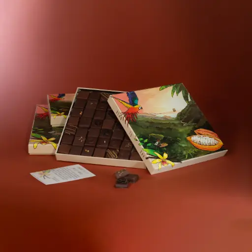 Boîte M - Noir - Assortiment 320g